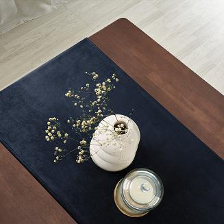 Bieżnik dekoracyjny SOFT 60x120 welurowy granatowy