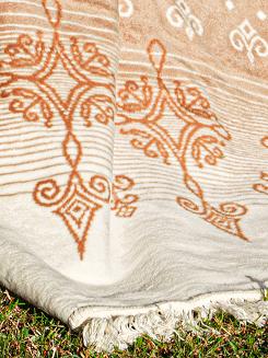 Koc bawełniano-akrylowy 150x200 wzór 0597-1 beżowy folklor