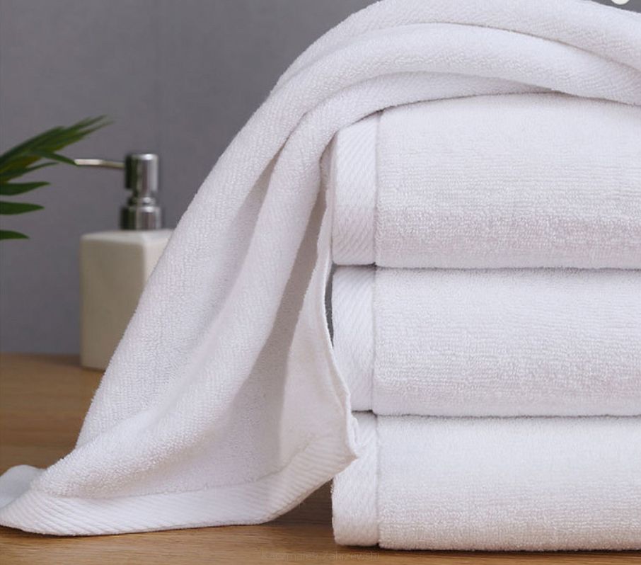Ręcznik hotelowy 50x100 Piruu gładki biały