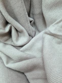 Koc wełniany z frędzlami 150x200 DIAGONAL wełna nowozelandzka jasnoszary