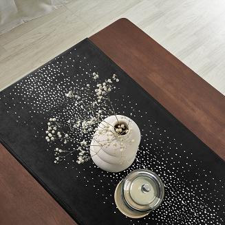 Bieżnik dekoracyjny SHINY 60x120 welurowy czarny z kryształkami