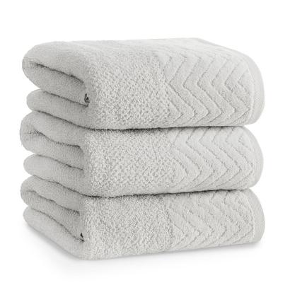 Ręcznik bawełniany LOREN 30x50 Eurofirany srebrny welwetowa bordiura w zygzak