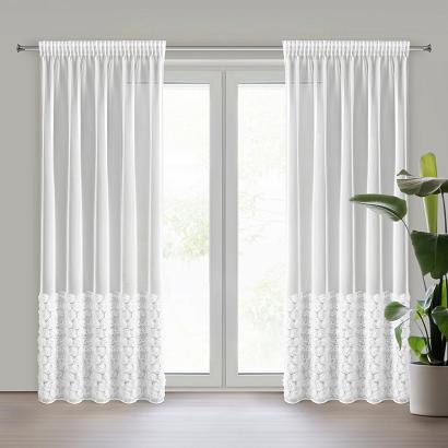 Firana gotowa z siatki na taśmie ROSES 140x270 Eva Minge Eurofirany biała z 12 pasami róż