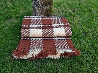 Komplet dekoracyjny narzuta 170x205 + 2*60x170 czekoladowa krata