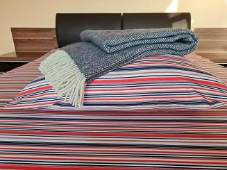 Pościel jersey 160x200 pomarańczowa granatowa kremowa pasy