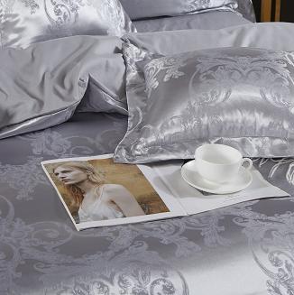 Ekskluzywna Pościel Atłasowa Z Haftem 220x200 AT007