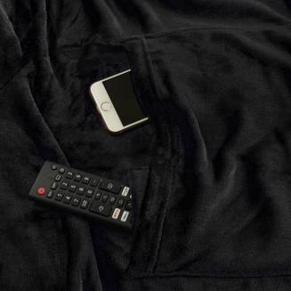 Koc narzuta BINGIE 150x180 czarny z rękawami TV