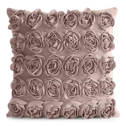 Poszewka dekoracyjna ROSES 45x45 Eva Minge Eurofirany pudrowa kwiaty róże 3D