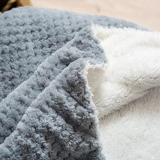 Koc narzuta Sherpa 150x200 szary biały dwustronny baranek