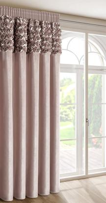 Zasłona gotowa na taśmie ROSES 140x270 Eva Minge Eurofirany pudrowa z 6 pasami róż na górze