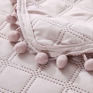 Narzuta dekoracyjna POMPOO 200x220 pikowana z pomponami pudrowa