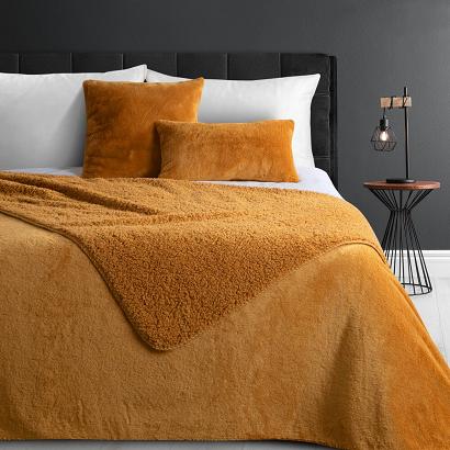 Narzuta dekoracyjna NINA 170x210 miodowa futrzana i puszysta