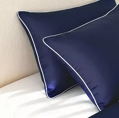 Poszewka bambusowa 50x60 granatowa z białą bizą