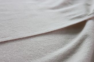Prześcieradło flanelowe bez gumki 160x200 jasnobeżowe