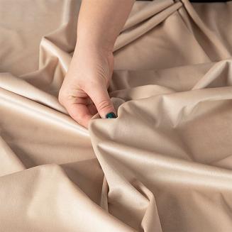 Zasłona gotowa na przelotkach VELVI 140x260 jasnobeżowa