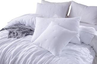 Poszewka muślinowa struktura do narzuty Stella 45x45 biała z haftem krzyżyków