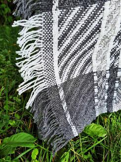 Komplet dekoracyjny narzuta 170x205 + 2x 60x170 grafitowa biała szara skośna krata