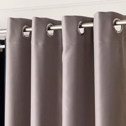 Zasłona gotowa typu blackout na przelotkach DONA 140x250 szara
