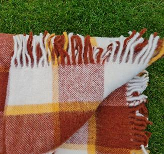 Koc wełniany z frędzlami 160x200 kratka kremowy brązowy musztardowy