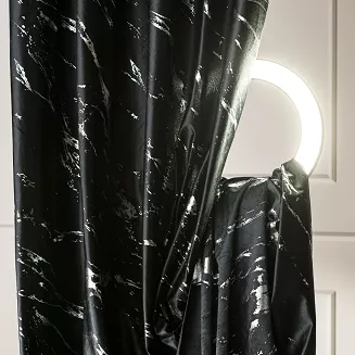 Zasłona gotowa na przelotkach MARMA 140x250 czarna ze srebrnym nadrukiem