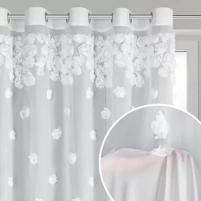 Firana gotowa na przelotkach DIANA 350x250 Eurofirany biała z szyfonu ozdobiona aplikacją w róże 3D