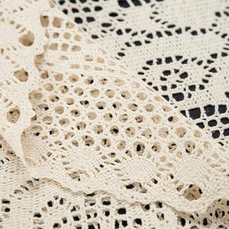 Obrus dekoracyjny ROSALY 85x85 Eurofirany jasnobeżowy