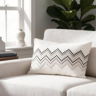 Poszewka dekoracyjna VANILA 45x70 Eurofirany waniliowa z bawełną haftowany zygzak