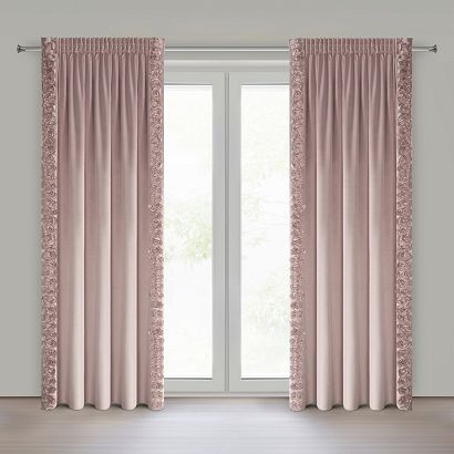 Zasłona gotowa na taśmie ROSES 140x270 Eva Minge Eurofirany pudrowa z pasami ozdobnych róż po bokach