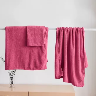 Ręcznik szybkoschnący z mikrofibry ACTIV 70x140 fuksja