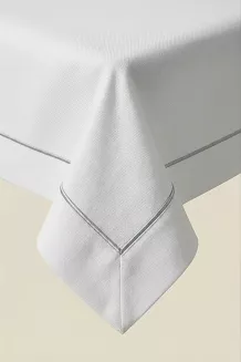 Biały Obrus ze Srebrną Bizą 140x260 QUEEN