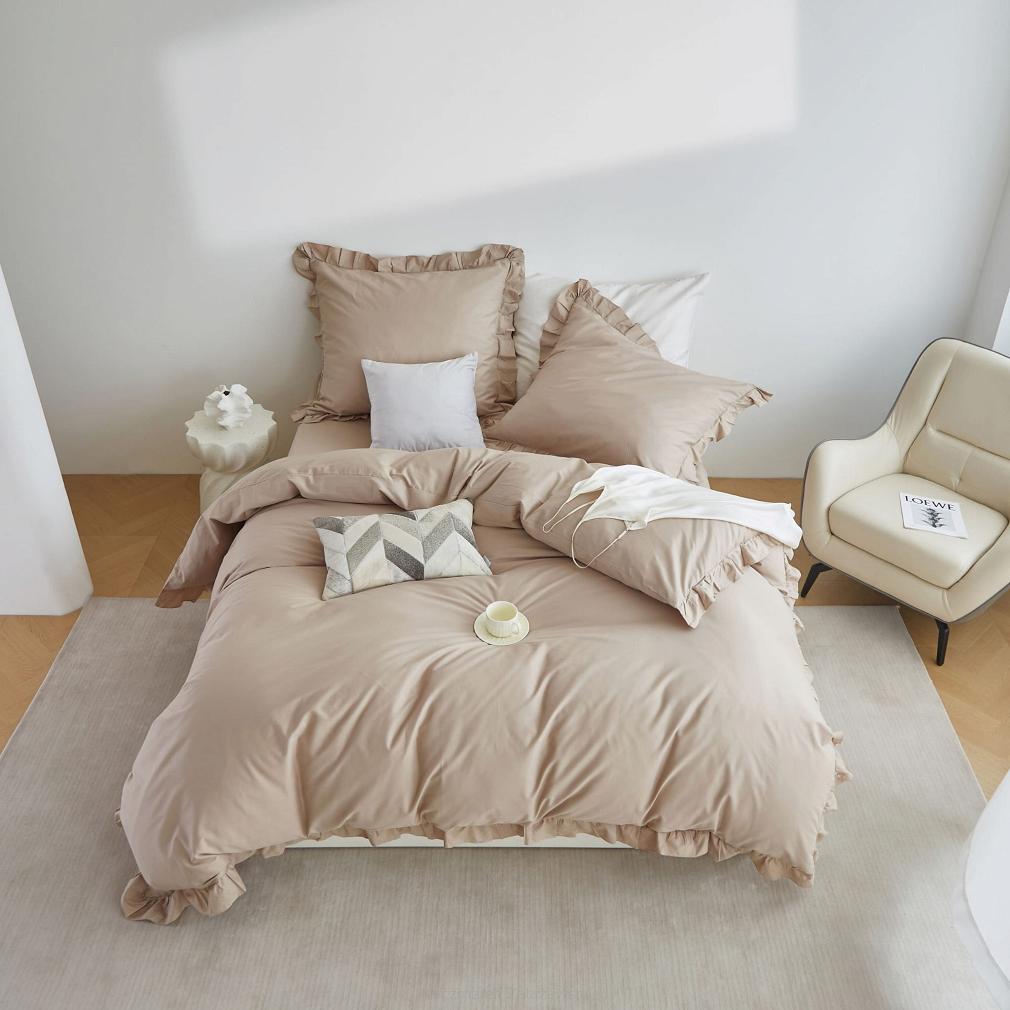 Pościel satyna bawełniana 220x200 Ruffy Premium beżowa z falbanką