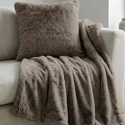 Futrzana Poszewka 45x45 RABBIT Ciemny Beż