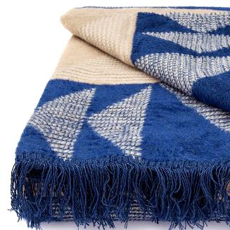 Koc bawełniano-akrylowy 150x200 Darymex beżowy granatowy kwadraty trójkąty