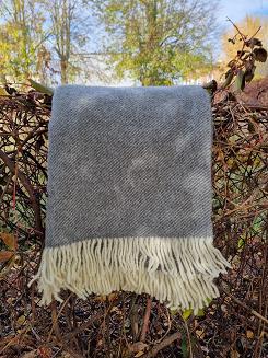 Koc z wełny nowozelandzkiej MAGDA 150x200 diagonalny ciemnoszary