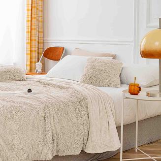 Poszewka dekoracyjna YETI 40x40 włochacz o strukturze futra jasnobeżowa