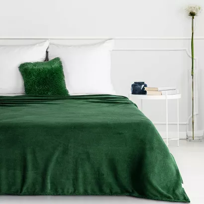 Koc narzuta SIMPLE1 150x200 Eurofirany ciemnozielony miękki i lekki