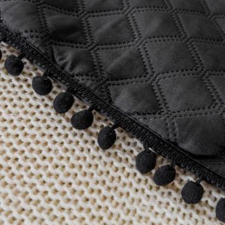 Narzuta dekoracyjna POMPOO 140x200 pikowana z pomponami czarna
