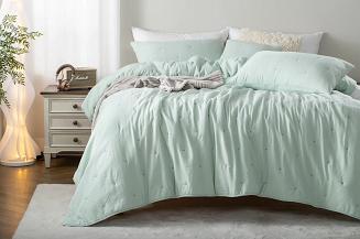 Poszewka fakturowana struktura do narzuty Dotta 50x70 szałwiowa z haftem kropek