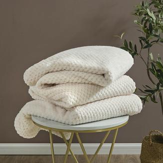 Koc narzuta z mikrofibry Monte 150x200 kremowy