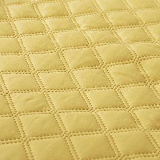 Narzuta dekoracyjna POMPOO 240x260 pikowana z pomponami musztardowa