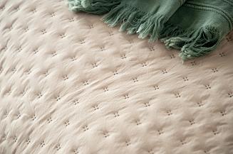 Narzuta dekoracyjna TERRA 220x240 pikowana ciemno beżowa