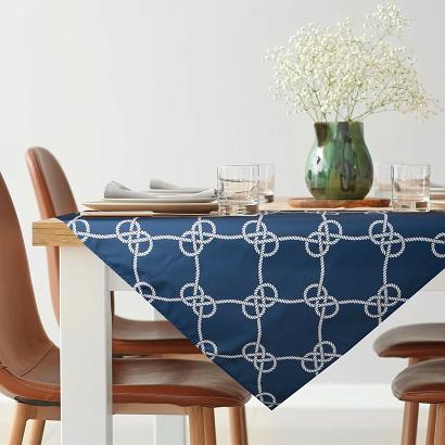 Obrus dekoracyjny wodoodporny GARDEN 85x85 Eurofirany granatowy w stylu marynistycznym