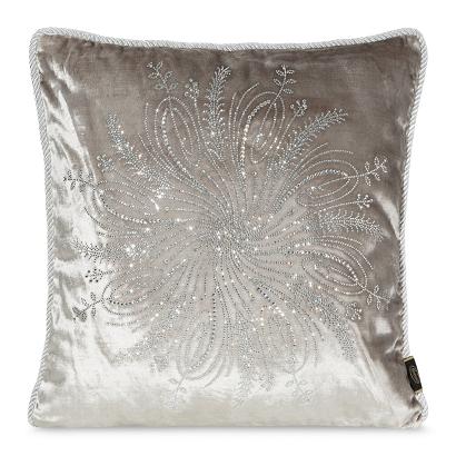 Poszewka dekoracyjna ROYAL7 45x45 Eurofirany beżowa aplikacja z kryształkami srebrny sznur