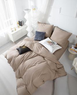 Pościel Queen 140x200 beżowa ze złotą lamówką bizą