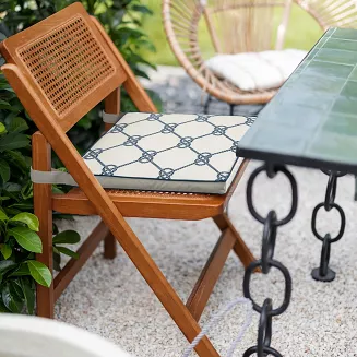 Poduszka na krzesło wodoodporna GARDEN 38x40x4 Eurofirany biała w stylu marynistycznym