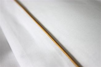 Pościel bawełniana Retro 140x200 biała z lamówką Złota