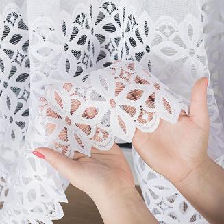 Firanka żakardowa gotowa na żabki ADRIANNA 300x160 biała