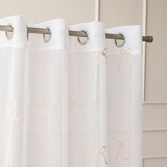 KOKARDKA Firana gotowa na etaminie haftowana na srebrnych przelotkach z ołowianką szer.140 x wys.250