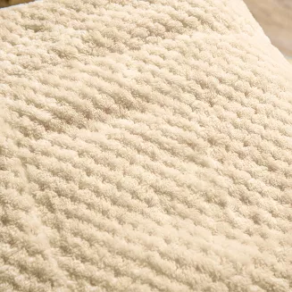 Koc narzuta Sherpa 150x200 jasnobeżowy biały dwustronny baranek