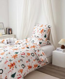 Biała Świąteczna Pościel z Mikrofibry z Nadrukiem 160x200 Gingerbread